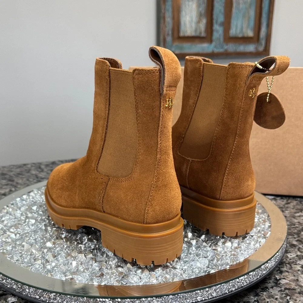 Ralph Lauren Suede Chelsea Lug Boot in whiskey Suede NEW 6
